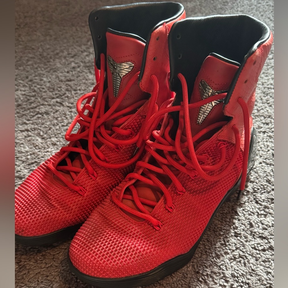 2014
Kobe 9 High KRM EXT 'Red Mamba'